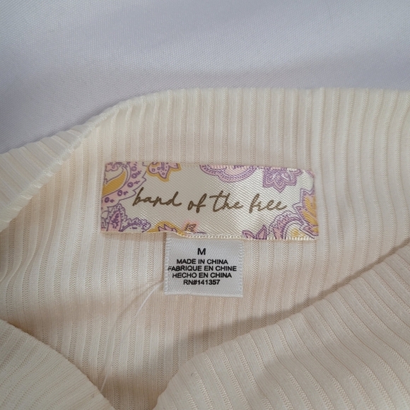 NWT Band Of The Free Cream Ribbed Long Sleeve Tie Back Blouse Women's Size M - Picture 9 of 12